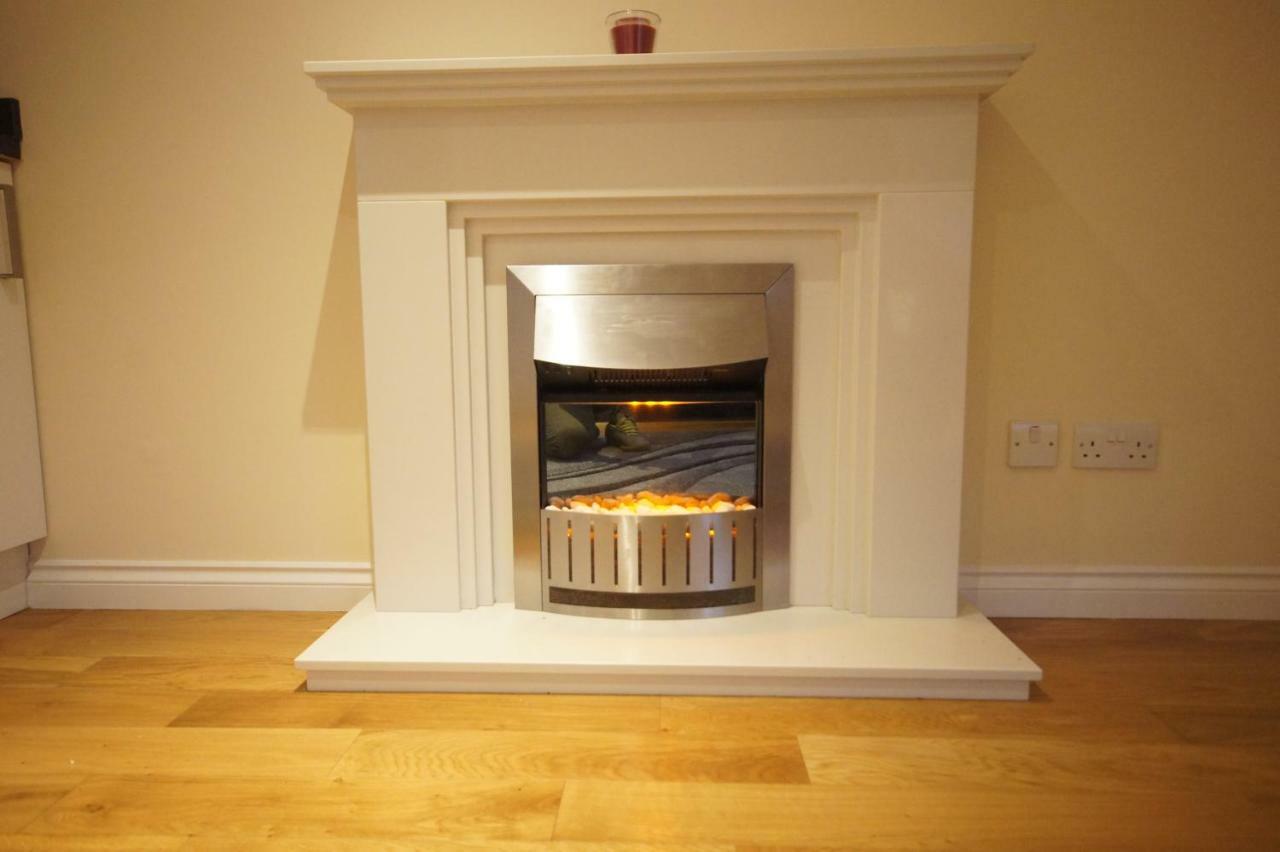 Modern, Cosy Apartment In Bearsden With Private Parking Glasgow Zewnętrze zdjęcie
